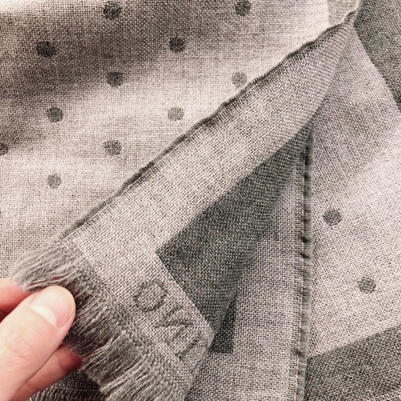 VALENTINO Polka Dot Grey Wool Scarf - Picture 7 of 13